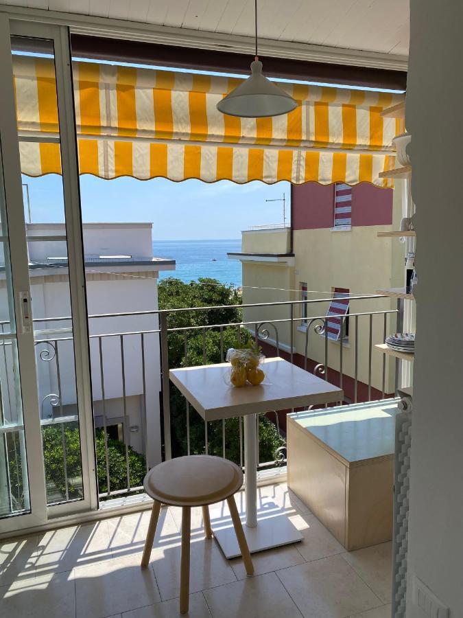 Residence Villa Ombrosa Spotorno Exteriér fotografie